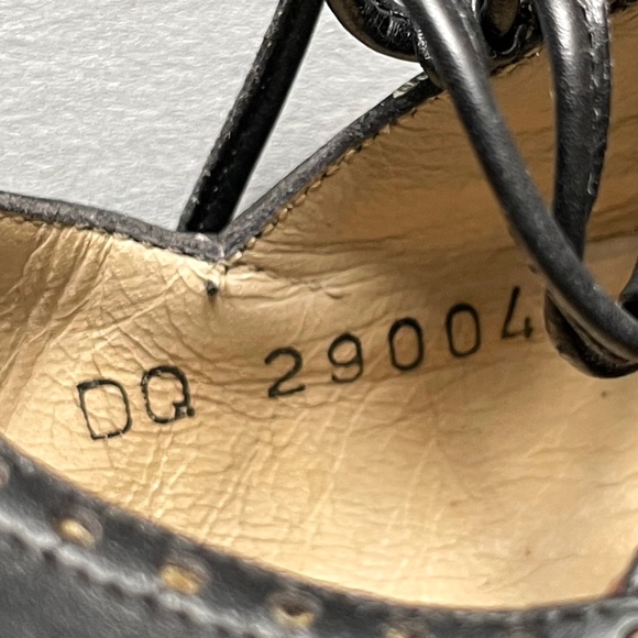 Salvatore Ferragamo Black Leather Flamenco Dance Shoes style Pumps with Laces - Picture 12 of 16